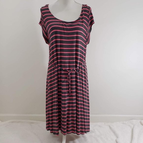 Motherhood Woman's Sz XL Dress Grey w Pink horizontal stripes - Picture 1 of 8